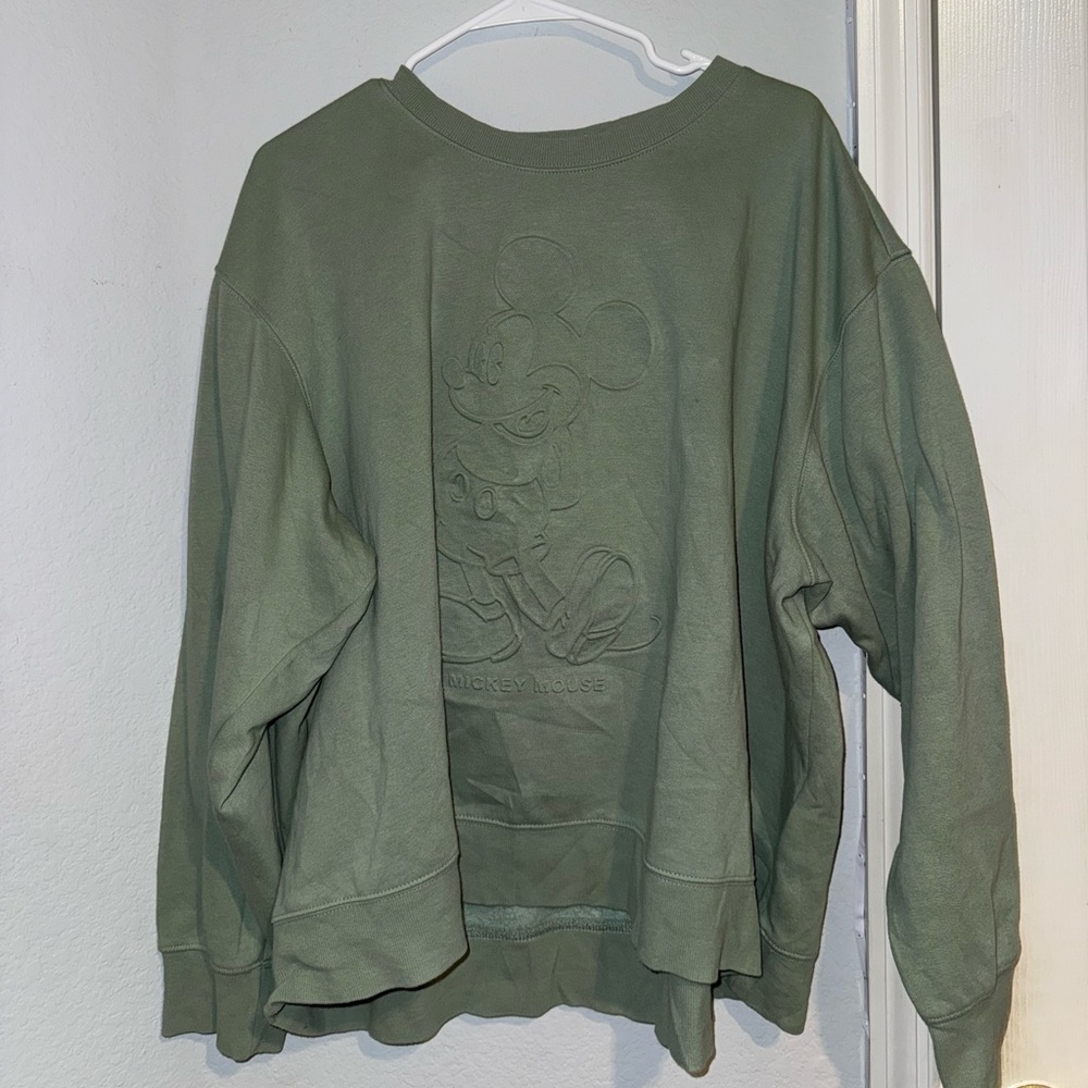 H&M Disney Crewneck